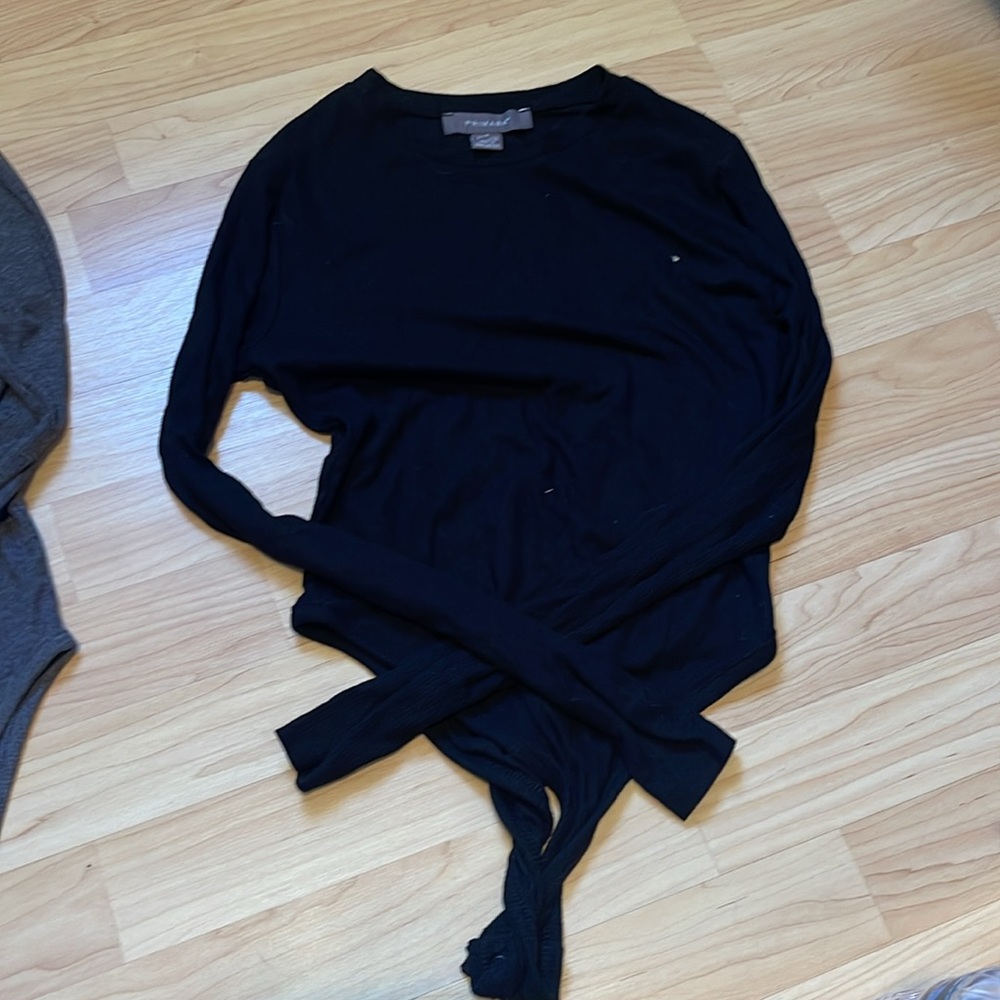 Long sleeve body suits - Picture 3 of 3